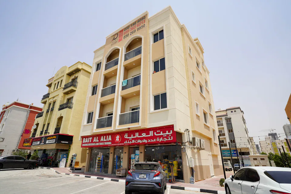 Photograph of Khaled Building, managed by Dar Al Emarat in Ajman — photo 3
