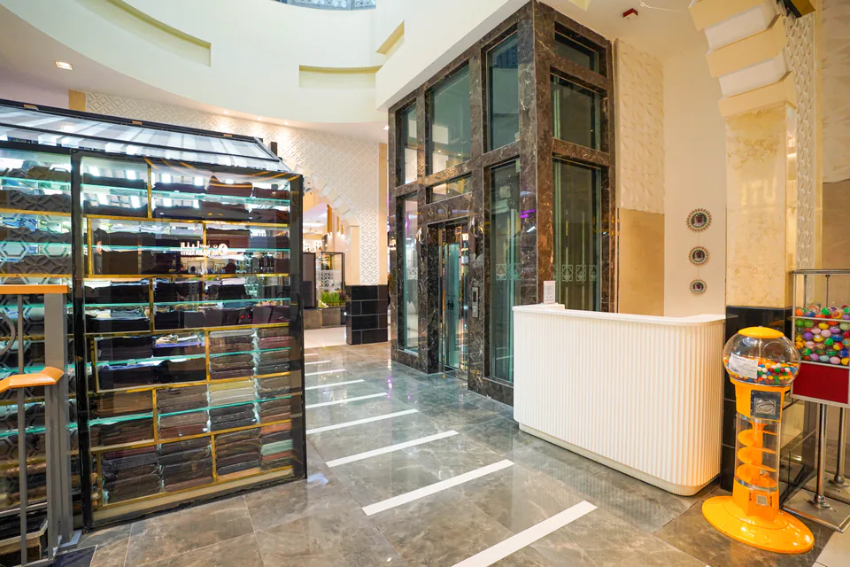 Photograph of Shrooq Mall, managed by Dar Al Emarat in Ajman — photo 2
