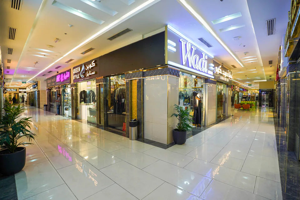 Photograph of Shrooq Mall, managed by Dar Al Emarat in Ajman — photo 32