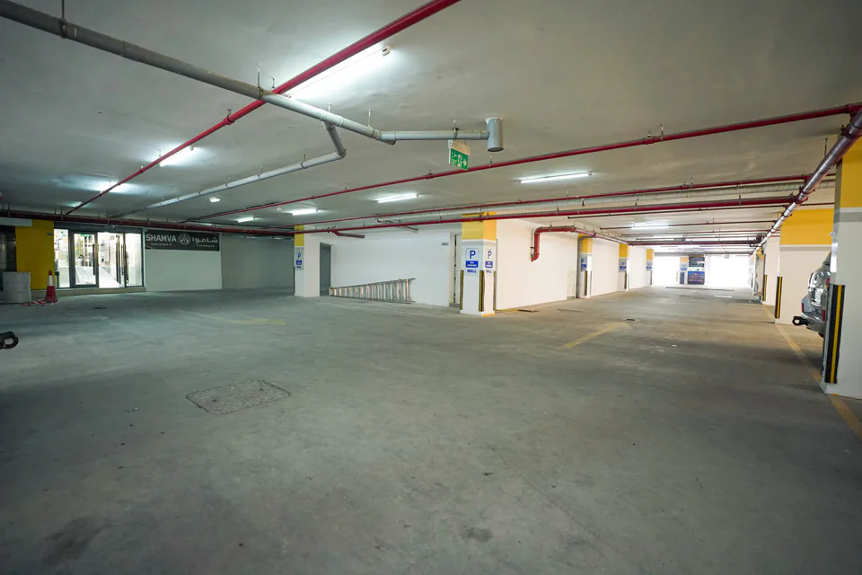 Photograph of Shrooq Mall, managed by Dar Al Emarat in Ajman — photo 70