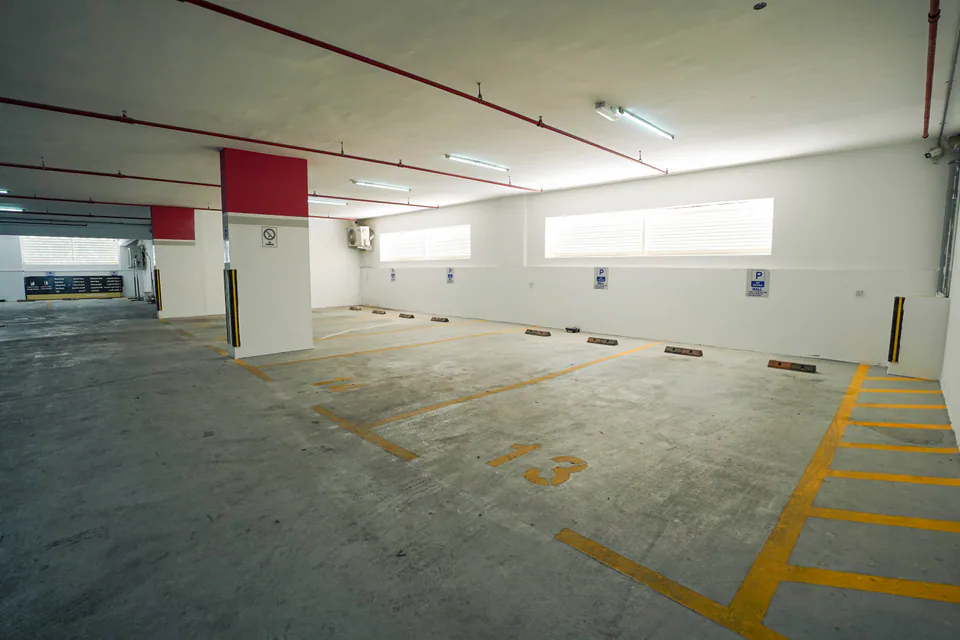 Photograph of Shrooq Mall, managed by Dar Al Emarat in Ajman — photo 82
